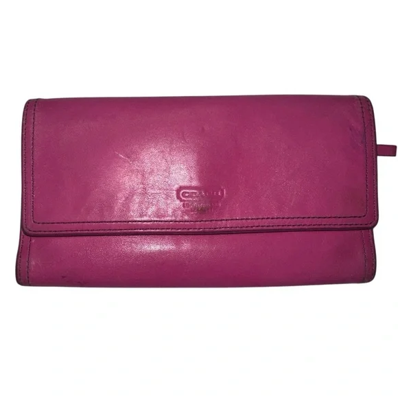 Coach Vintage Fuchsia Leather Wallet - Picture 1 of 13